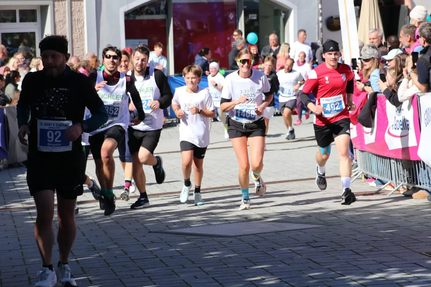 Team-Eichler beim Hardys Stadtlauf Landsberg 2025